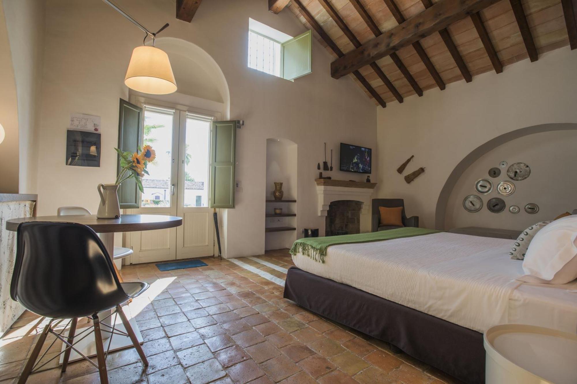 Torre Fiore Hotel Masseria Пістіччі Екстер'єр фото