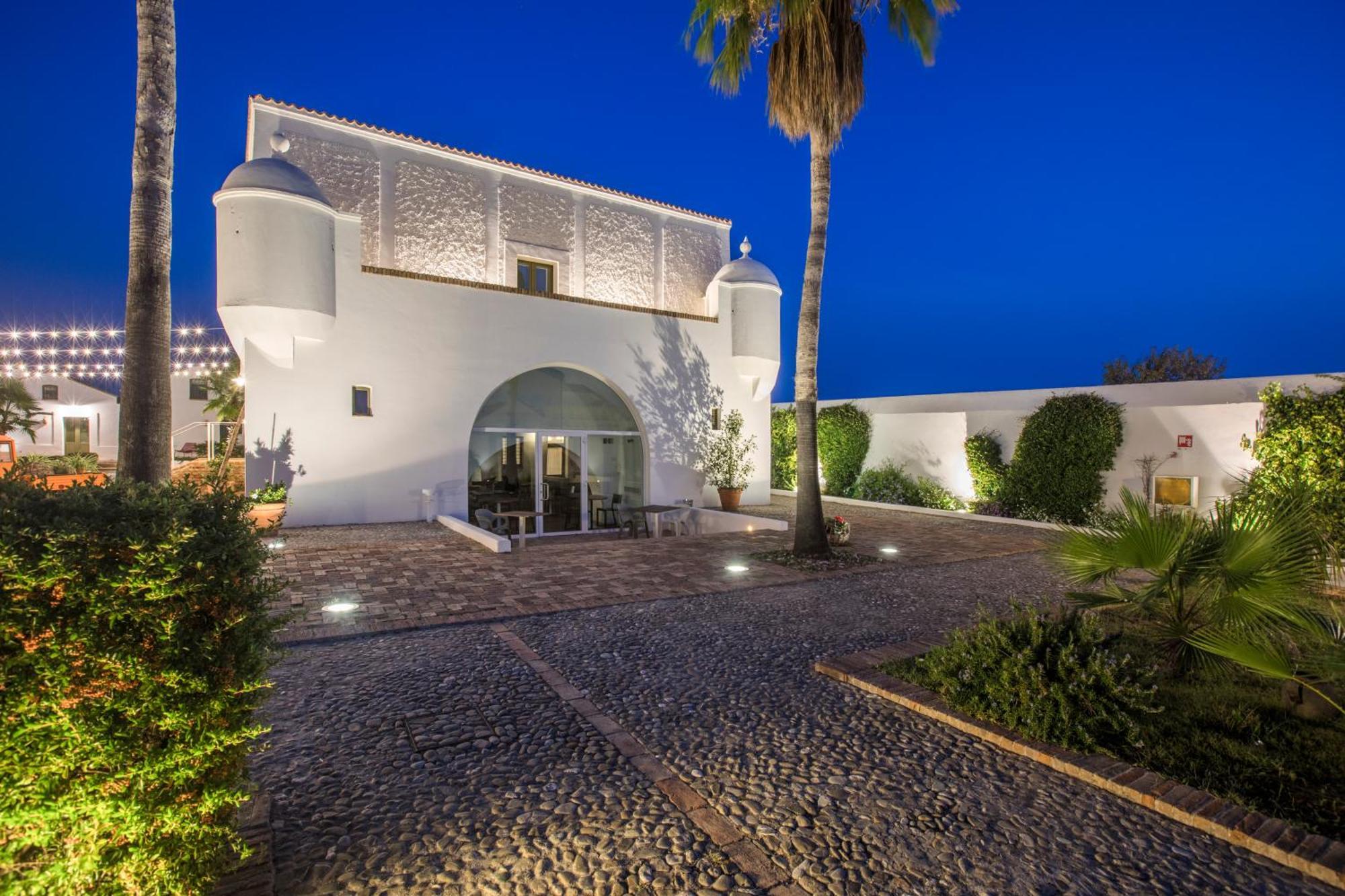 Torre Fiore Hotel Masseria Пістіччі Екстер'єр фото